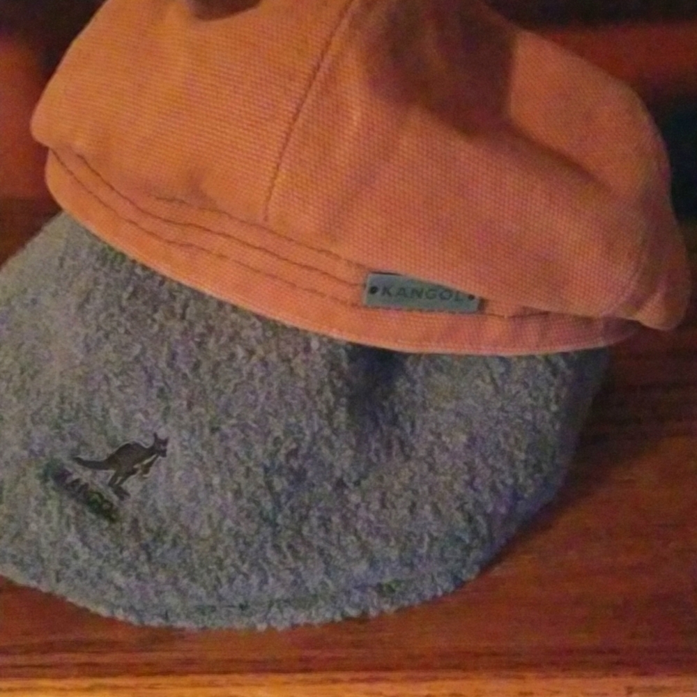 Lot of 2 Winter Kangol hats both XL (grey/brown)